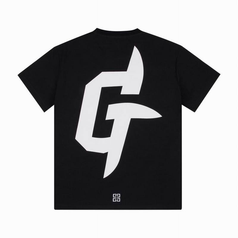 GIVENCHY Men's T-shirts 137